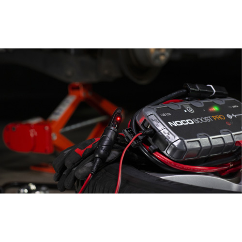 GB150 Boost&reg; Pro Jump Starter Fastek