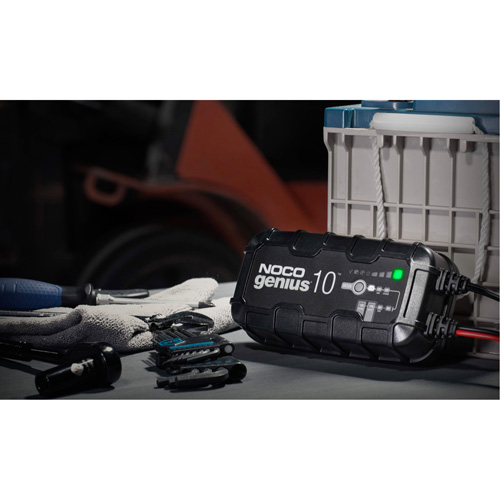 Genius&reg; 10 10-Amp Battery Charger Fastek