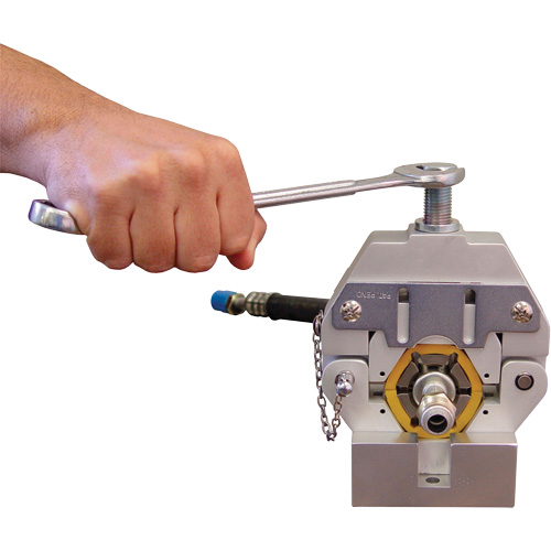 Sertisseuse pour tuyau de climatiseur Fastek