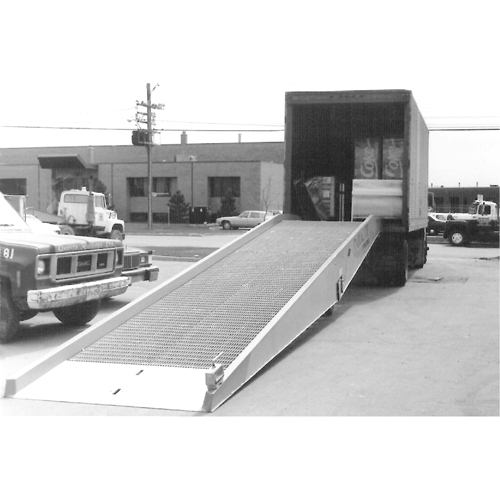 Mobile Yard Ramp, 25000 lbs. Capacity, 84" W x 30' L Fastek