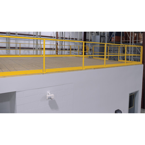 Barri&egrave;re de s&eacute;curit&eacute; pour mezzanine, 68-1/2" lo x 42" ha, 80-1/16" &eacute;lev&eacute;e, Jaune Fastek