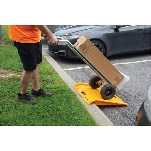 Portable Poly Hand Truck Curb Ramp, 1000 lbs. Capacity, 27" W x 27" L Fastek
