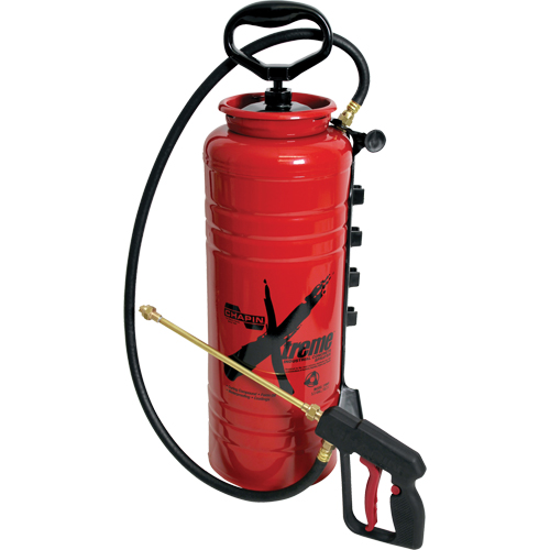 Xtreme Industrial Concrete Sprayer with Dripless Wand, 3.5 gal. (13.25 L), Steel, 24" Wand Fastek
