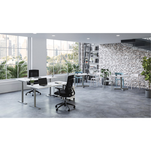 Newland Height-Adjustable Rectangular Table Fastek