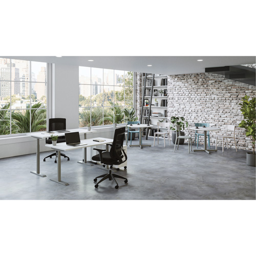 Newland Height-Adjustable Rectangular Table Fastek