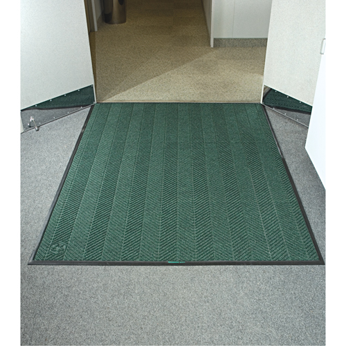 Waterhog&reg; Eco Elite Matting, Wiper/Scraper, 3' x 5' x 3/8", Southern Pine Fastek