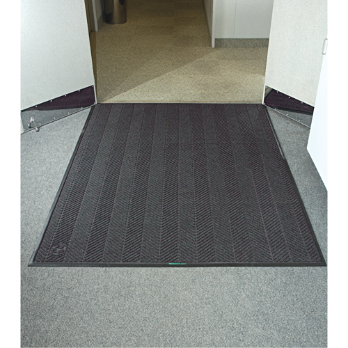 Waterhog&reg; Eco Elite Matting, Wiper/Scraper, 3' x 8' x 3/8", Grey Ash Fastek