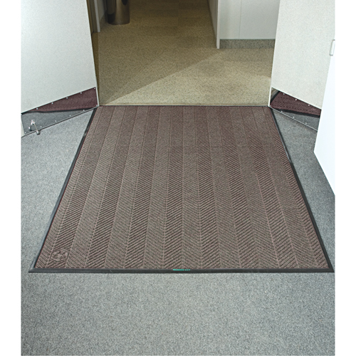 Waterhog&reg; Eco Elite Matting, Wiper/Scraper, 3' x 8' x 3/8", Chestnut Brown Fastek