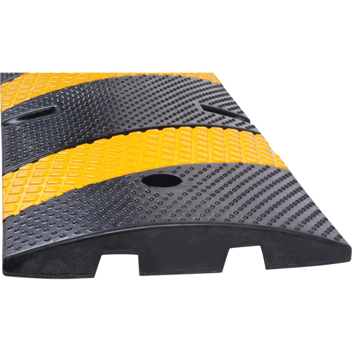 Bosses de d&eacute;c&eacute;l&eacute;ration, Caoutchouc, 6' lo x 11-3/4" la x 2" h Fastek