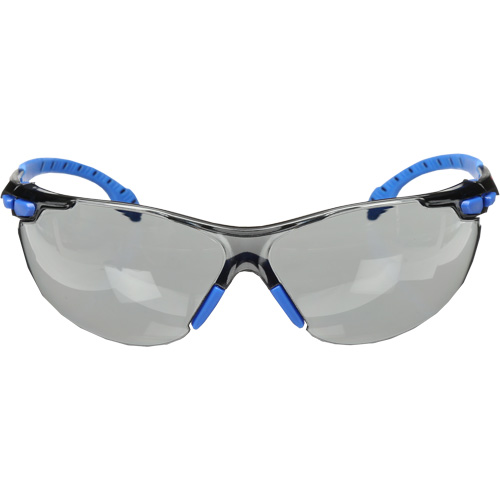 Solus Safety Glasses with Scotchgard Lenses, Grey/Smoke Lens, Anti-Fog, Meets/Exceeds CSA Z94.3 Fastek