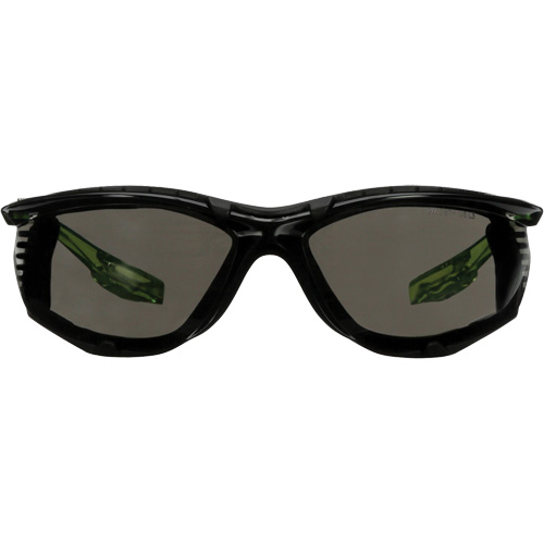Lunettes de s&eacute;curit&eacute; de s&eacute;rie Solus CCS, Lentille Gris, Antibu&eacute;e/Anti-&eacute;gratignures, R&eacute;pond ou surpasse la norme CSA Z94.3 Fastek