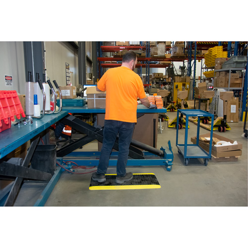 Anti-Fatigue Matting, Diamond, 1-2/3' x 3-1/4' x 3/4", Black/Yellow, Polyurethane Fastek