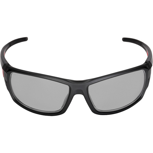 Lunettes de s&eacute;curit&eacute; performantes, Lentille Gris, Antibu&eacute;e/Anti-&eacute;gratignures, ANSI Z87+/R&eacute;pond ou surpasse la norme CSA Z94.3 Fastek
