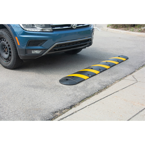 Speed Bump Kit, Rubber, 4' L x 11" W x 2" H Fastek
