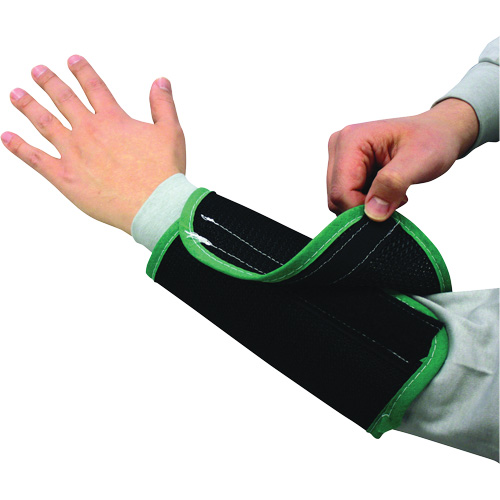 Kut Gard&reg; 2-Ply Cane Mesh Sleeve, Nylon, 9", ASTM ANSI Level A4, Black Fastek