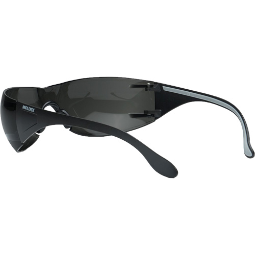 Lunettes de s&eacute;curit&eacute; Adapt Lite, Lentille Fum&eacute;e, Antibu&eacute;e/Anti-&eacute;gratignures, ANSI Z87+/R&eacute;pond ou surpasse la norme CSA Z94.3 Fastek