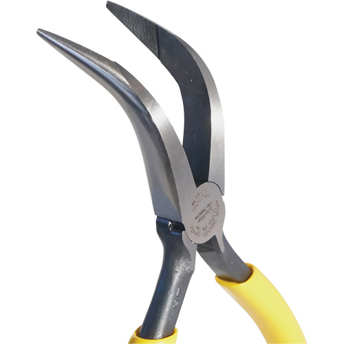 Pince &agrave; bec long recourb&eacute;e, 6-1/4" lo Fastek