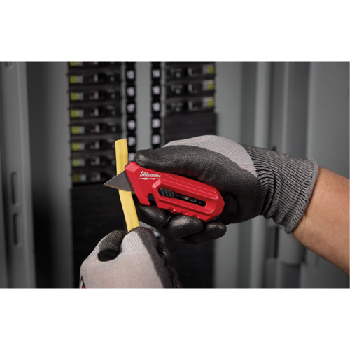 Couteau utilitaire compact pour usage multiple Fastek