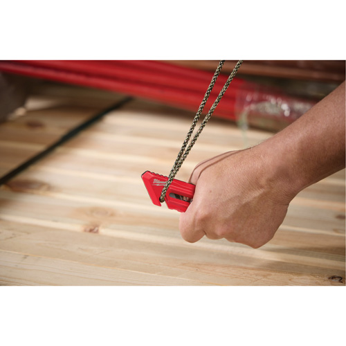 Couteau utilitaire compact pour usage multiple Fastek