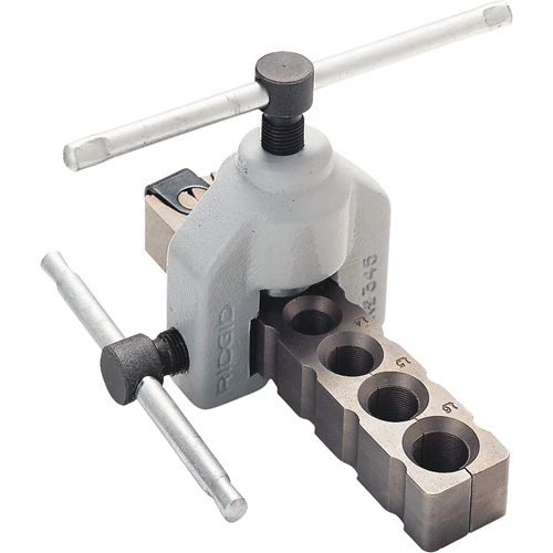 No. 345-DL Manual Flaring Tool With No. 150 Tubing Cutter and Case Kit Fastek