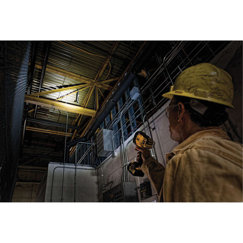 Max Cordless Jobsite Spotlight, LED, 1000 Lumens, Rechargeable Batteries Fastek