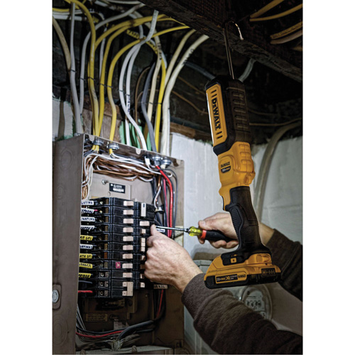 Lampe de travail portative, DEL, 500 lumens, 3 hres de fonctionnement, piles Rechargeable, Non compris Fastek