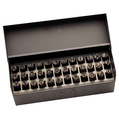 Jeu de lettres et num&eacute;ros pour estampage &agrave; la main, 36 morceaux Fastek
