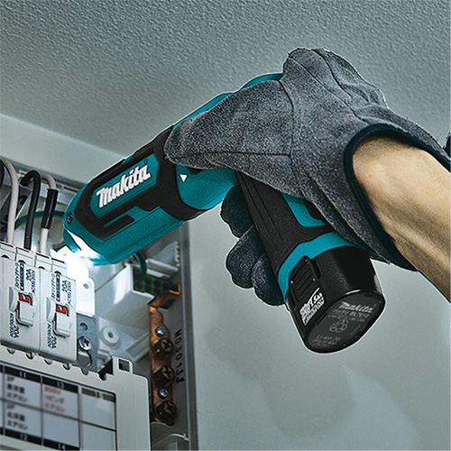 Impact Driver Kit, 1/4", 220 in-lbs Max. Torque, 7.2 V, Lithium-Ion Fastek