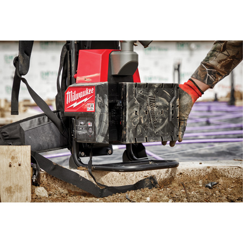 Ensemble vibrateur &agrave; b&eacute;ton &agrave; dos MX Fuel Fastek