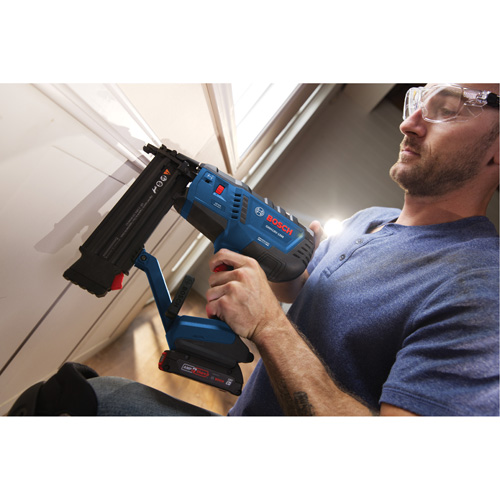 Brushless 18-Gauge Brad Nailer Kit with Standard Power Battery, 18 V, Lithium-Ion Fastek