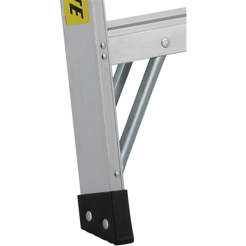 3400 Series Industrial Extra Heavy-Duty Step Ladder, 4', Aluminum, 300 lbs. Capacity, Type 1A Fastek