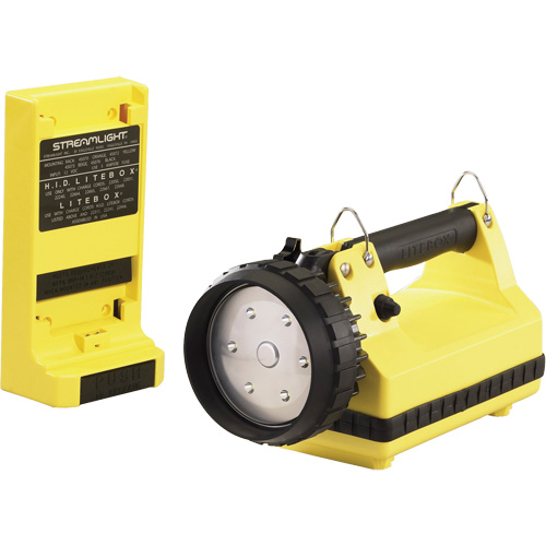 Lanterne avec syst&egrave;me de montage pour v&eacute;hicule E-Flood LiteBox, DEL, 615 lumens, 8 hres de fonctionnement, piles Rechargeable, Compris Fastek