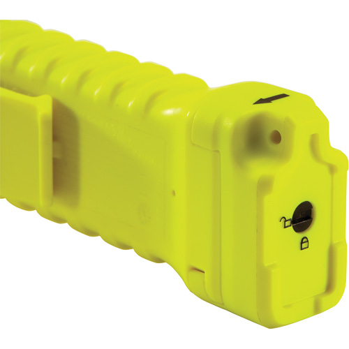 Magnetic Right Angle Flashlight, LED, 336 Lumens, AA Batteries Fastek