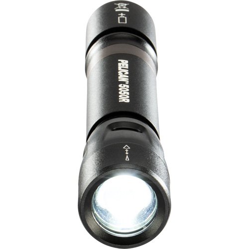 Lampe de poche 5050R, DEL, 393 lumens, Piles Rechargeable Fastek