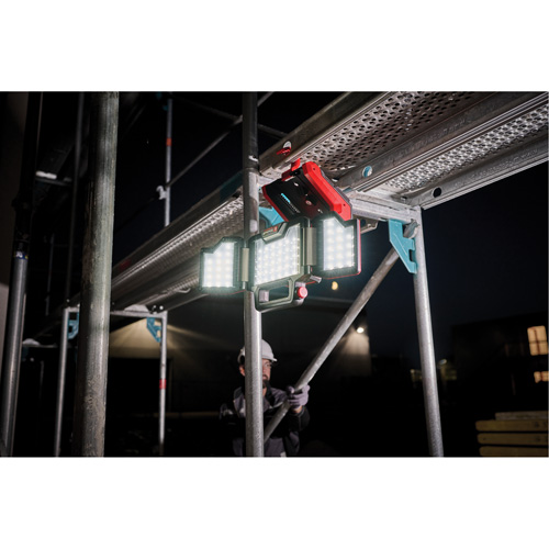 Lampe de travail &agrave; DEL professionnelle &agrave; panneaux pliants lumens sans fil 18V, DEL, 3600 lumens Fastek