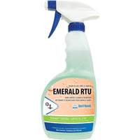 D&eacute;sinfectants et nettoyants Emerald, 750 ml, Bouteille &agrave; g&acirc;chette Fastek