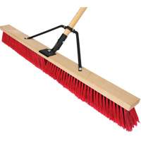 Balai-brosse &agrave; manche renforc&eacute;, 36", Moyen, Soies PVC Fastek