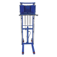 Gerbeur Hefti-Lift, M&eacute;canisme Pompe au pied, Capacit&eacute; de 1500 lb, Levage max de 63" Fastek