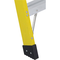 Industrial Heavy-Duty Stepladders (6400 Series), 4', Fibreglass, 300 lbs. Capacity, Type 1A Fastek