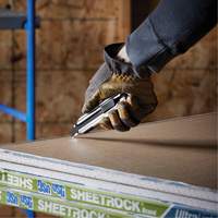 Couteau autoverrouillable, 18 mm, Acier au carbone, Robuste, Prise en Aluminium Fastek