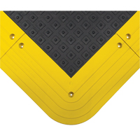 ErgoDeck<sup>®</sup> Non-Slip Mat No.552, PVC, 3-1/2' W x 4' L, 7/8" Thick, Black/Yellow SDM656 | Fastek