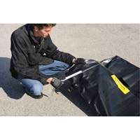 Conteneur de confinement flexible sans drain Ultra-275 Containment Sump, 102" lo x 48" la, 400 gal. US Capacit&eacute; Fastek